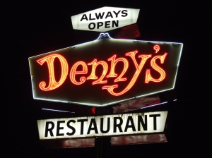 dennys-always-open